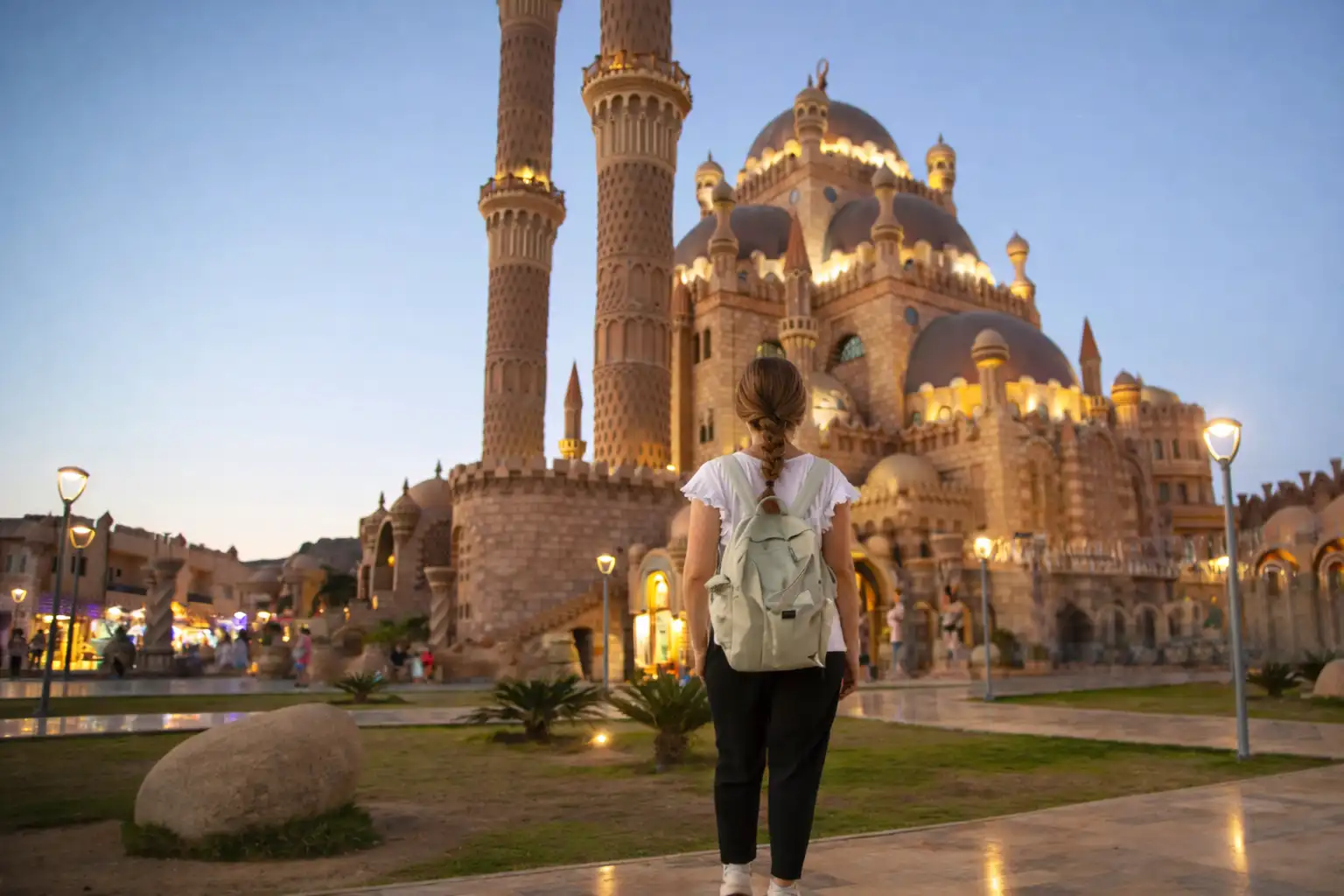 Inheritance Declaration in Egypt — official heirship decision for foreign heirs dealing with property and bank assets, with legalisation planning and certified Arabic translation under Egyptian law.