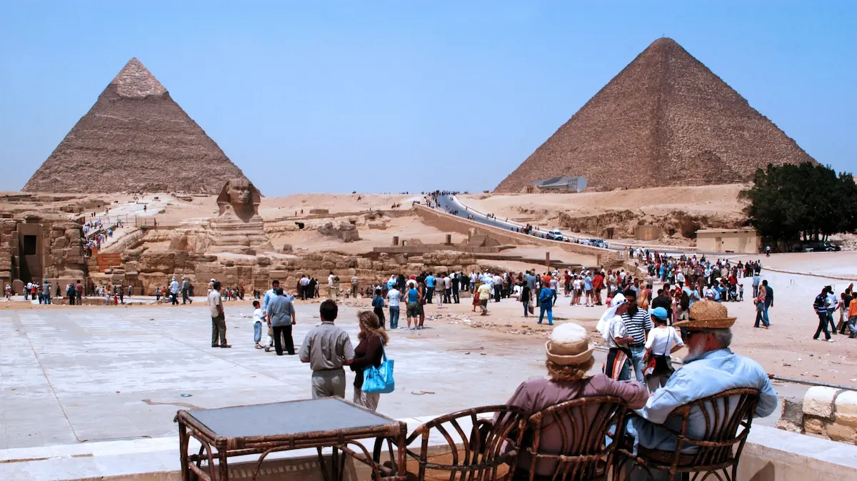 Inheritance Lawyer in Egypt for Foreign Heirs reviewing a cross-border estate involving inherited property and bank assets in Egypt